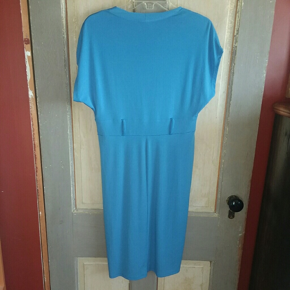 Dress - Picture 2 of 5